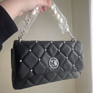 NWT Badgley Mischka Black Quilted Crossbody Bag with Pearl Details